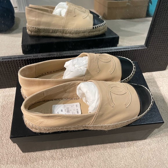 Chanel espadrilles - Picture 2 of 4